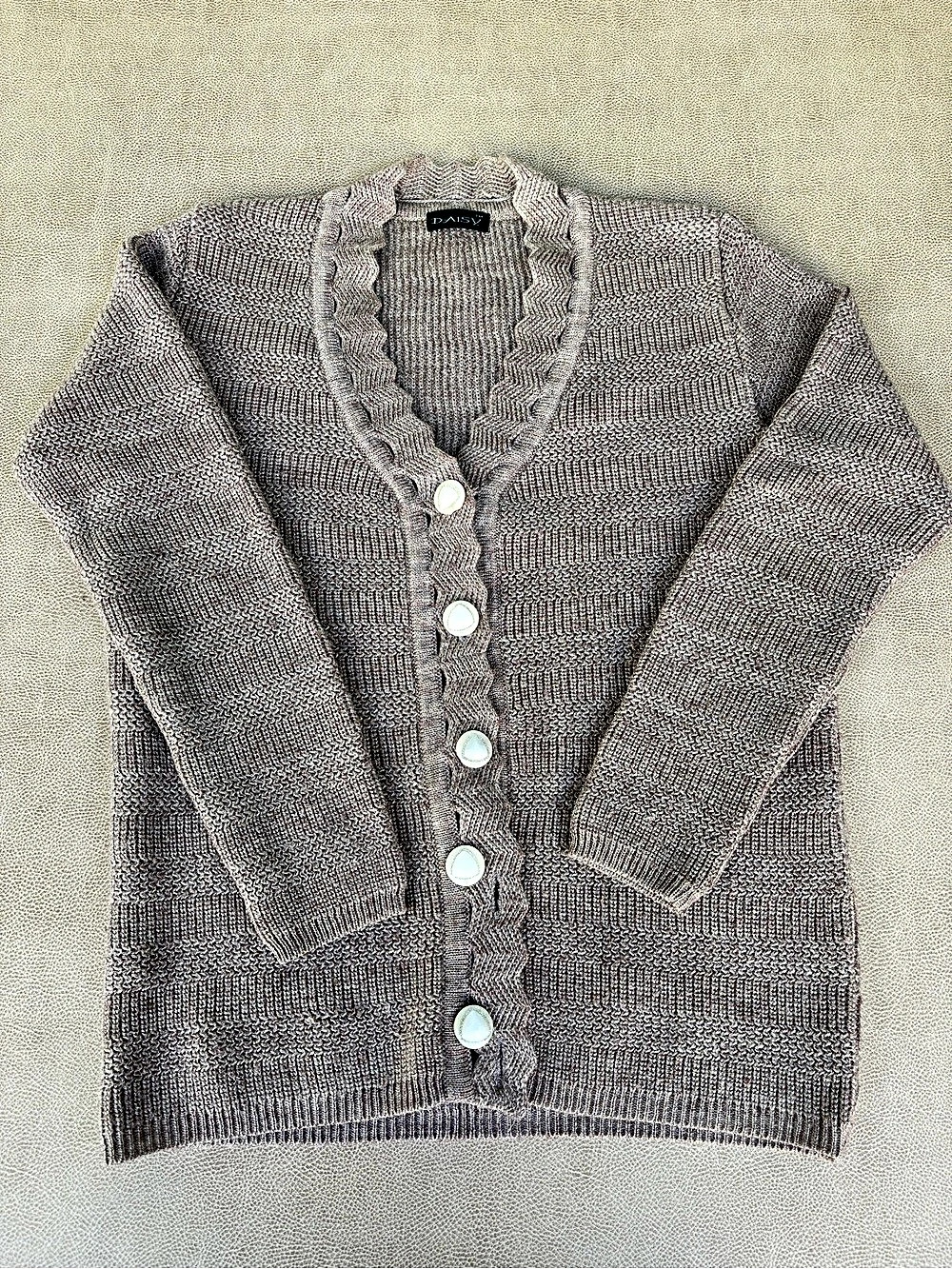 DAISY Brown Knit Button-Front Cardigan size M
